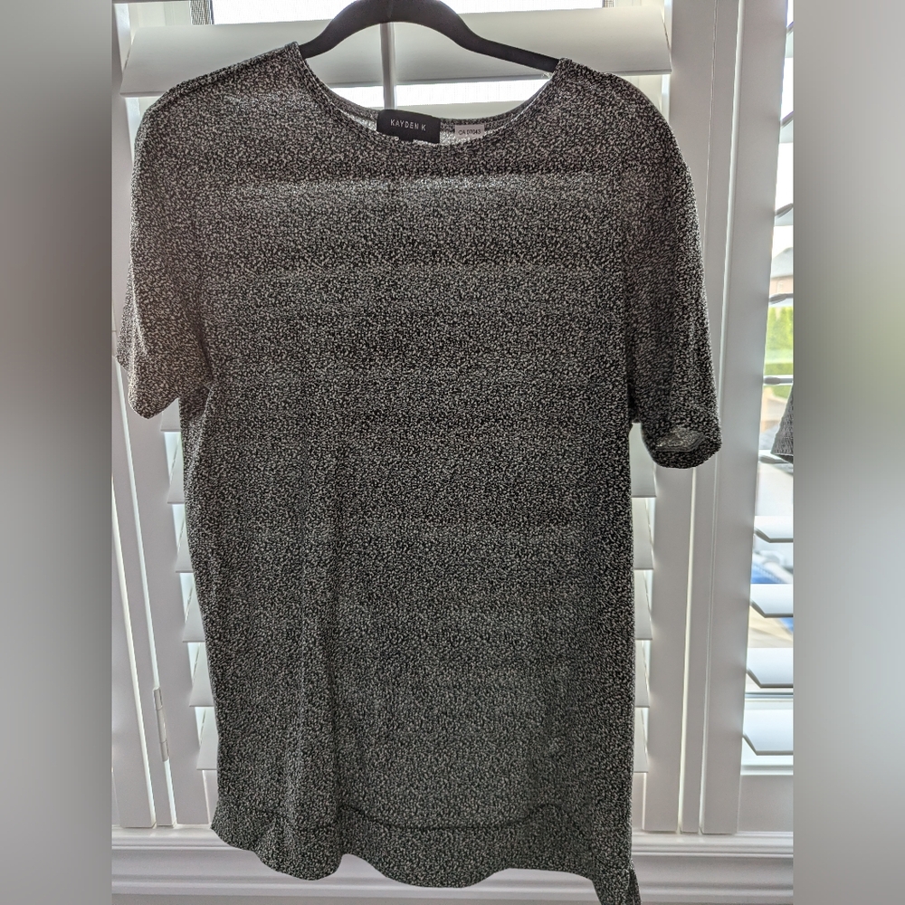 Men's t shirt